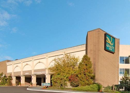 Quality Inn & Conference Center Maple Shade Exterior foto