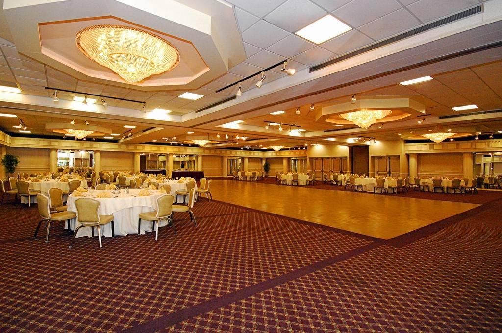 Quality Inn & Conference Center Maple Shade Restaurante foto
